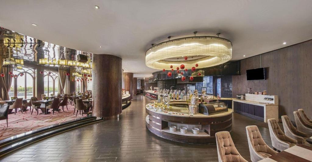 דונגגואן Maison New Century Hotel Dongguan מראה חיצוני תמונה