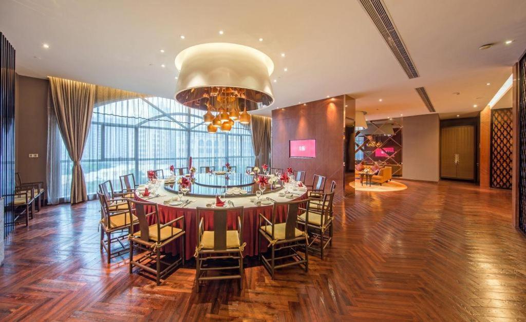 דונגגואן Maison New Century Hotel Dongguan מראה חיצוני תמונה