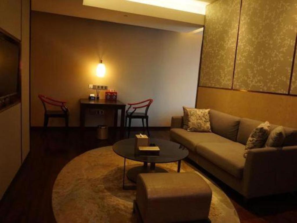 דונגגואן Maison New Century Hotel Dongguan מראה חיצוני תמונה