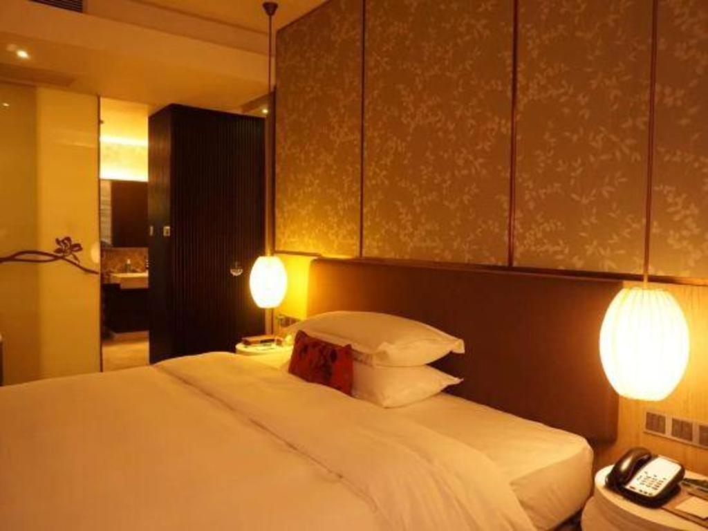 דונגגואן Maison New Century Hotel Dongguan מראה חיצוני תמונה