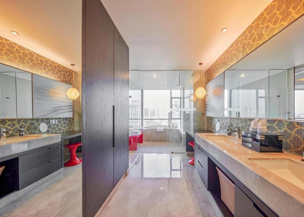 דונגגואן Maison New Century Hotel Dongguan מראה חיצוני תמונה
