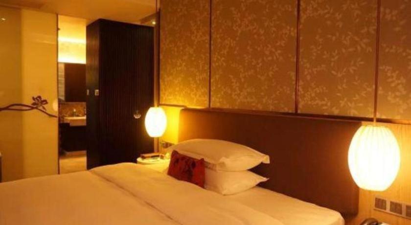 דונגגואן Maison New Century Hotel Dongguan מראה חיצוני תמונה